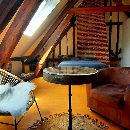 Loft De Charme A 150M De La Cathedrale Apartment Beauvais Exterior photo