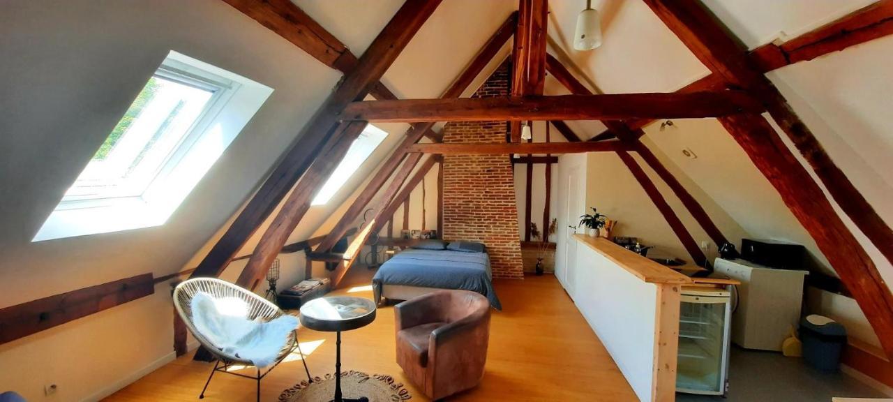 Loft De Charme A 150M De La Cathedrale Apartment Beauvais Exterior photo
